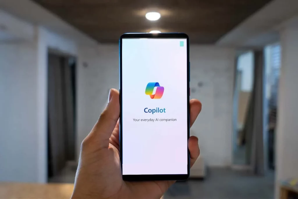 How to Use Microsoft CoPilot on Android and iPhone